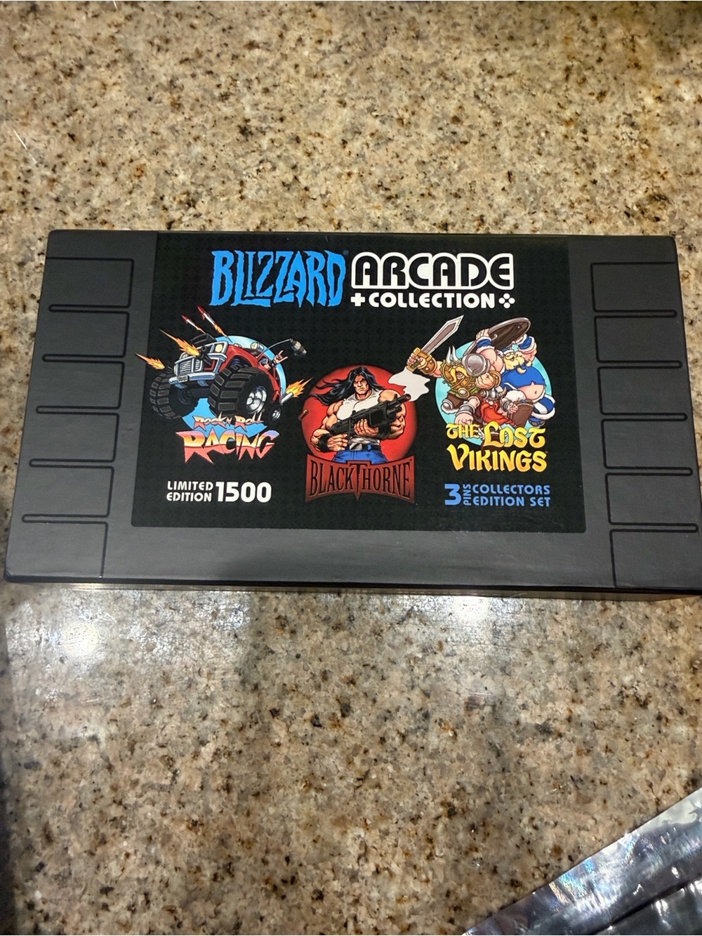 Blizzard Arcade Collection Pins - Black